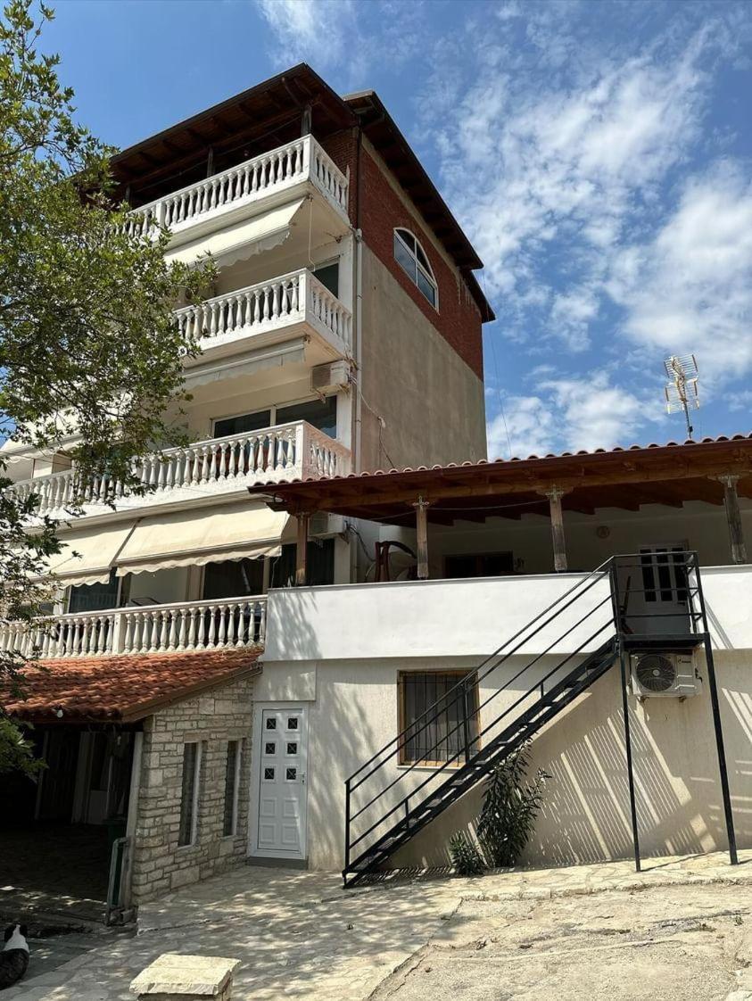 Polyxeni Apartments & Rooms Qeparo Buitenkant foto