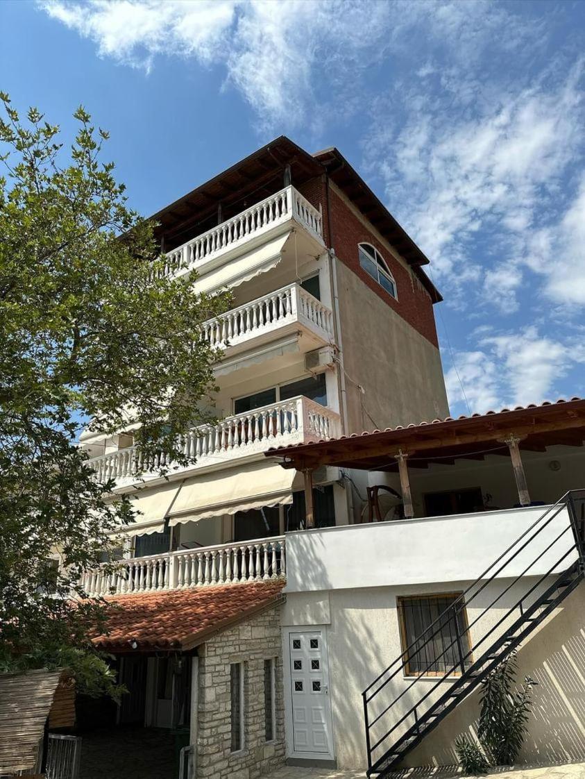 Polyxeni Apartments & Rooms Qeparo Buitenkant foto